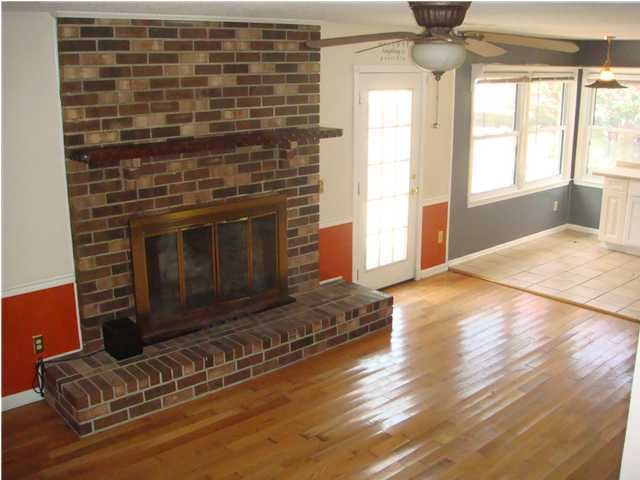 118 Clubhouse Rd, Summerville, SC 29483
