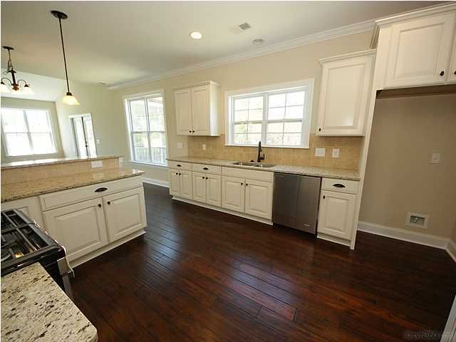 109 Silver Cypress Cir, Summerville, SC 29485