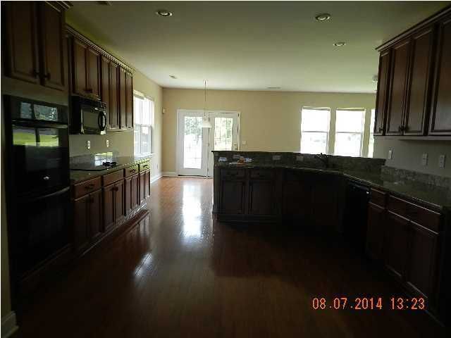 421 Glenmore Dr, Moncks Corner, SC 29461