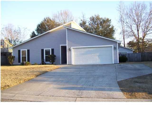 1416 Cimmaron Ln, Goose Creek, SC 29445