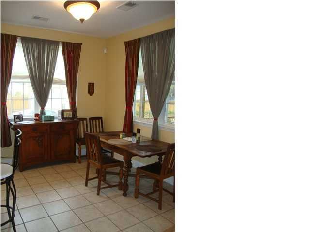218 Elon Dr, Ladson, SC 29456