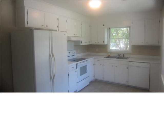 106 Dogwood Hill Dr, Goose Creek, SC 29445