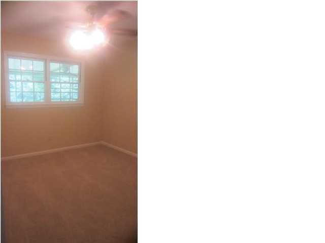 106 Dogwood Hill Dr, Goose Creek, SC 29445