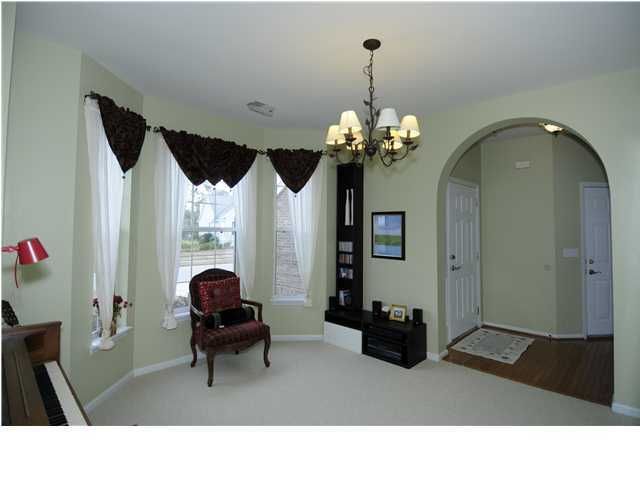 1801 Palmetto Isle Dr, Mount Pleasant, SC 29466