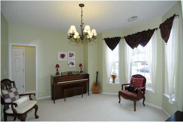 1801 Palmetto Isle Dr, Mount Pleasant, SC 29466