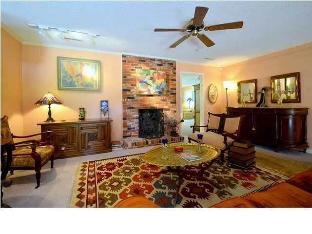 38 Farmfield Ave, Charleston, SC 29407