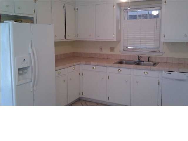 2942 Limestone Blvd, Charleston, SC 29414