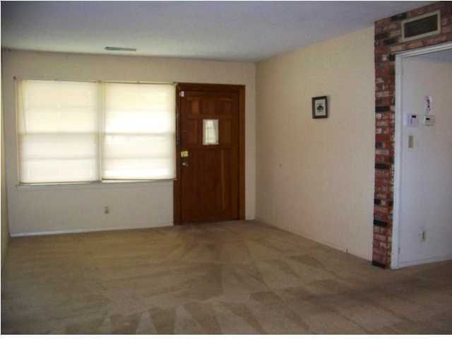 409 Arlington Dr, Charleston, SC 29414