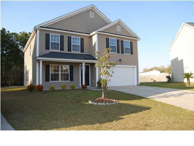 1022 Deerberry Rd, Goose Creek, SC 29410