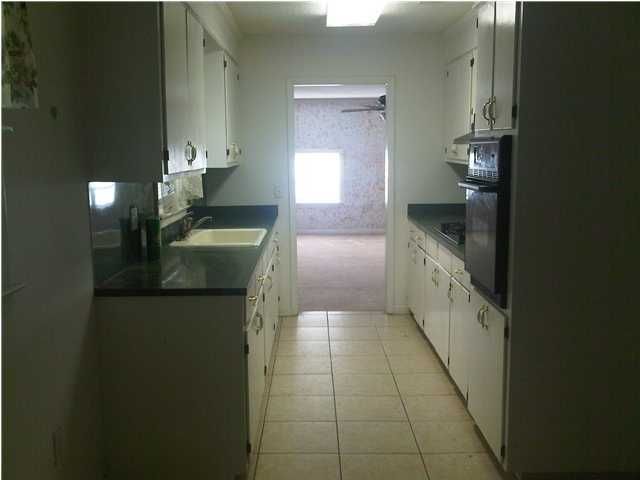 1832 Wasp St, North Charleston, SC 29405
