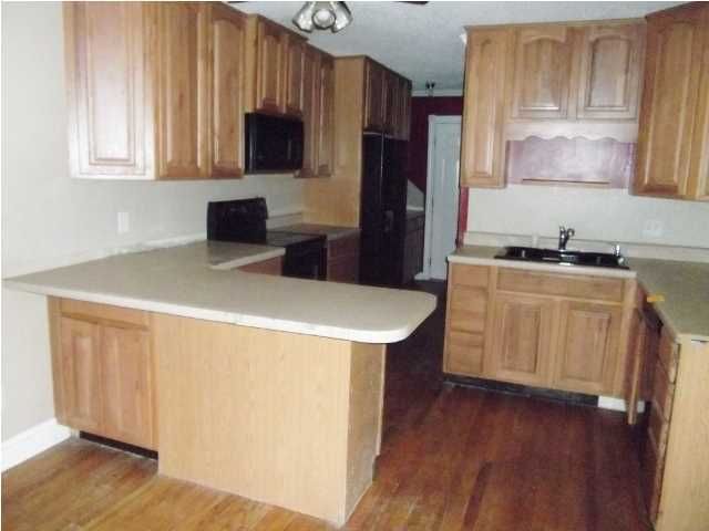 102 Mikel Ct, Summerville, SC 29485