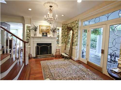 8 Lamboll St, Charleston, SC 29401
