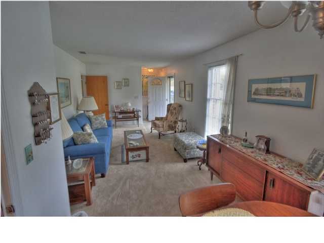 427 Beauregard Rd, Summerville, SC 29483