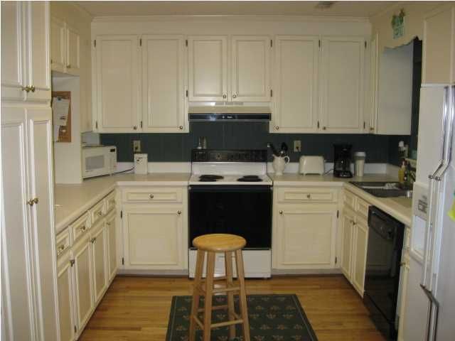3321 Myrtle St, Edisto Beach, SC 29438