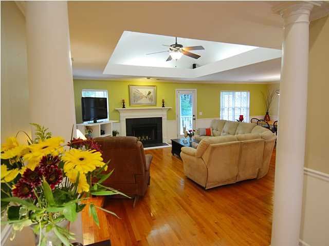 292 Beech Hill Ln, Mount Pleasant, SC 29464