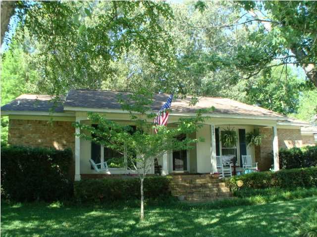 117 Cornell Dr, Ladson, SC 29456