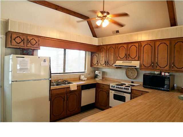 3621 Yacht Club Rd, Edisto Beach, SC 29438