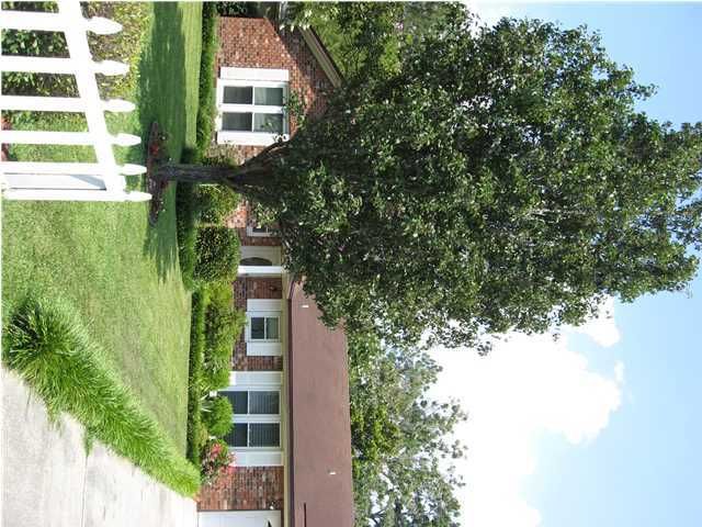 501 Longleaf Rd, Summerville, SC 29483