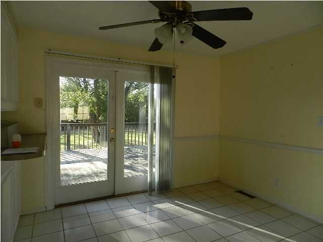 121 Wisteria Rd, Goose Creek, SC 29445