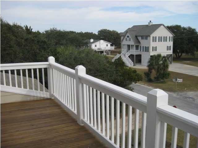 2701 Myrtle St, Edisto Beach, SC 29438
