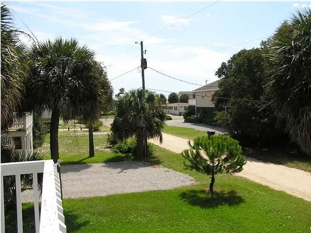 1707 Catherine St, Edisto Beach, SC 29438