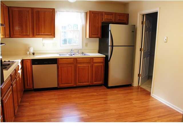 9125 Lafayette Ct, North Charleston, SC 29406