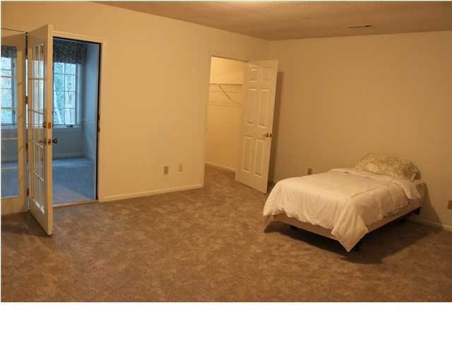 9125 Lafayette Ct, North Charleston, SC 29406