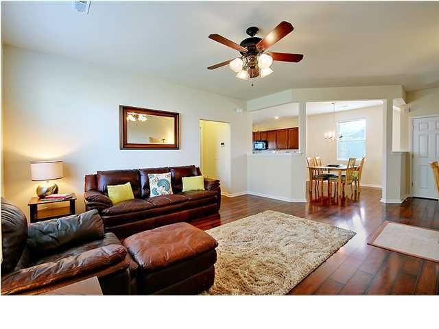 530 Flycatcher Dr, Goose Creek, SC 29445