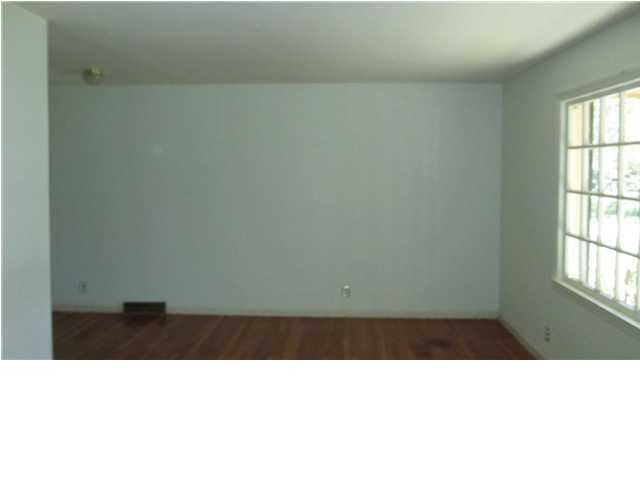 1344 Whitehouse Blvd, Charleston, SC 29412