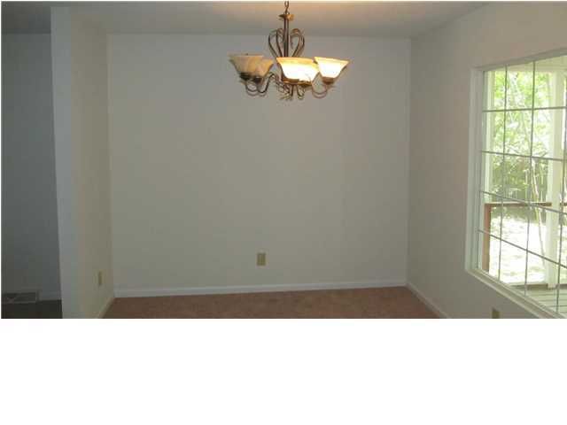 8543 Pantego Ln, North Charleston, SC 29420