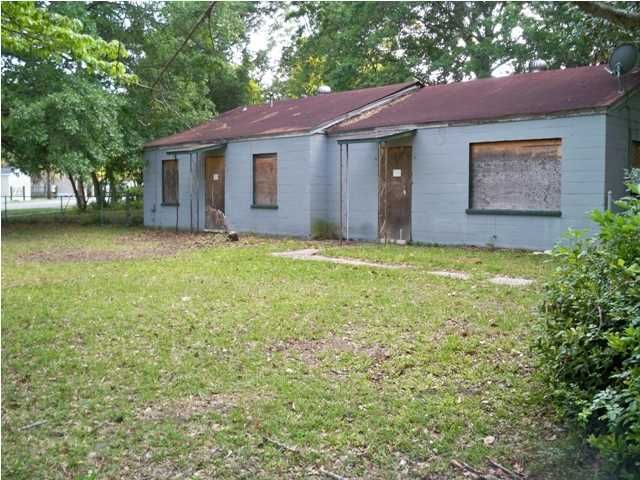 5847 Allison Ave, Hanahan, SC 29410
