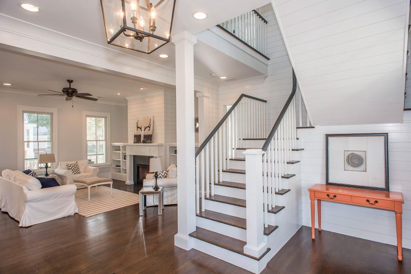 634 Royall Ave, Mount Pleasant, SC 29464