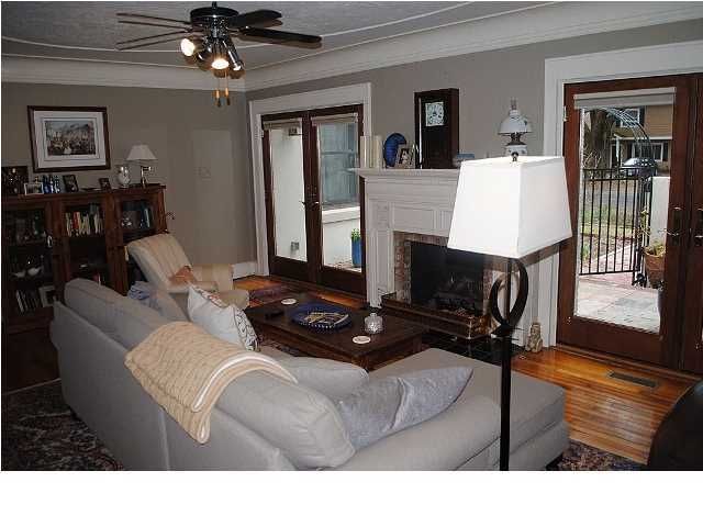 2150 Wappoo Dr, Charleston, SC 29412