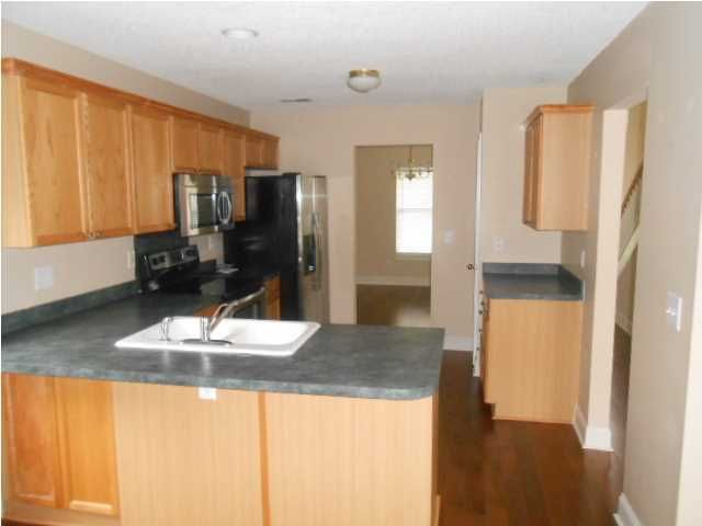 504 Carters Grove Rd, Charleston, SC 29414