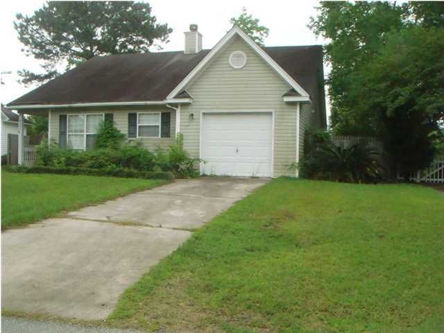 8504 Litchfield Dr, North Charleston, SC 29406