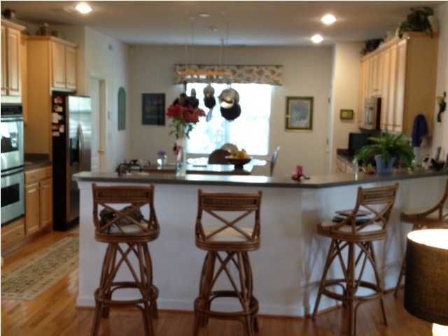 1553 Oakhurst Dr, Mount Pleasant, SC 29466