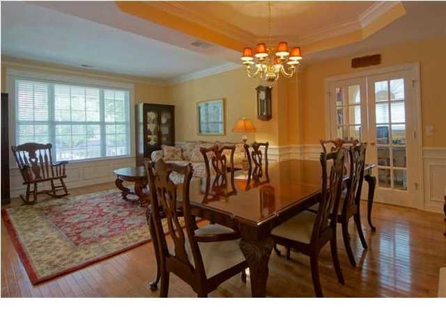1122 Barfield St, Charleston, SC 29492