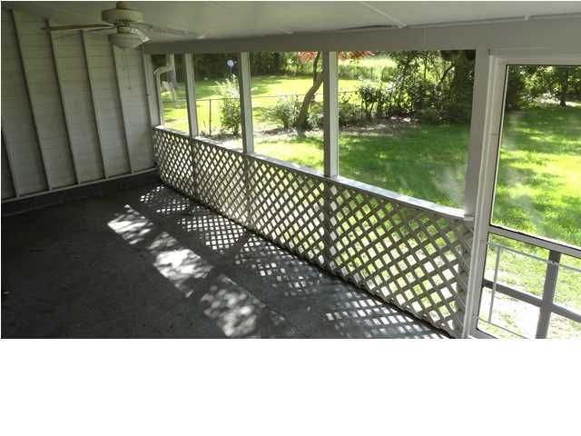 1121 Belvedere Dr, Hanahan, SC 29410