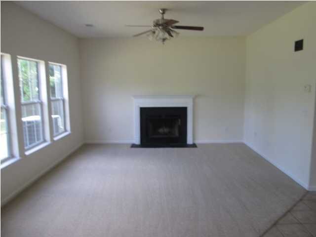 108 Creekside Dr, Summerville, SC 29485