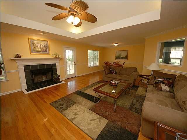 337 Hook Ln, Mount Pleasant, SC 29464