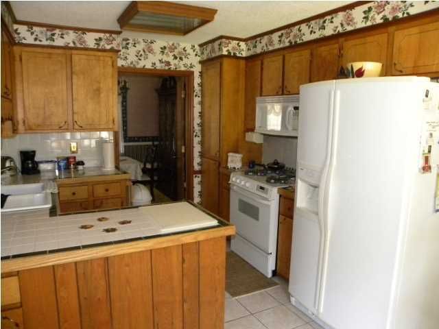 2459 Vistavia Rd, North Charleston, SC 29406