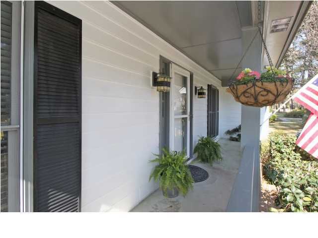 938 Stillwater Dr, Charleston, SC 29412