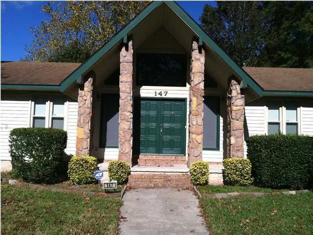 147 Ponderosa Dr, Ladson, SC 29456