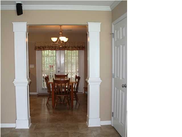 8959 Buck Run Ct, North Charleston, SC 29406