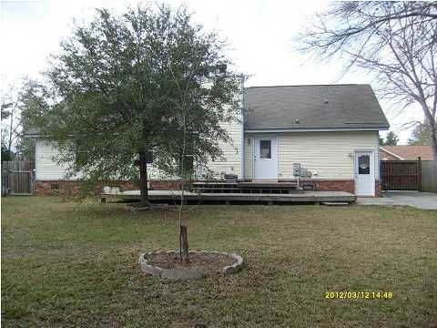 515 Longleaf Rd, Summerville, SC 29483