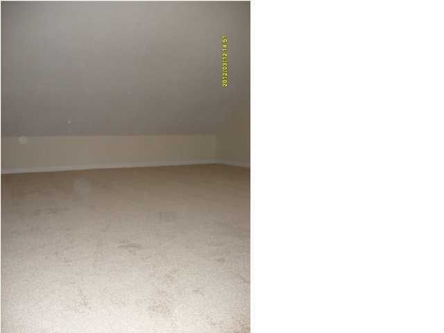 515 Longleaf Rd, Summerville, SC 29483