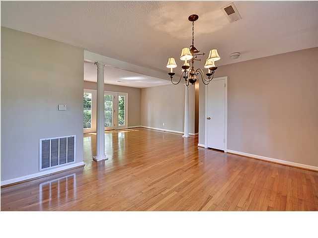 1622 Canty Ln, Charleston, SC 29407