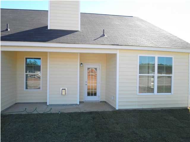 2039 Triple Crown Ln, Ridgeville, SC 29472