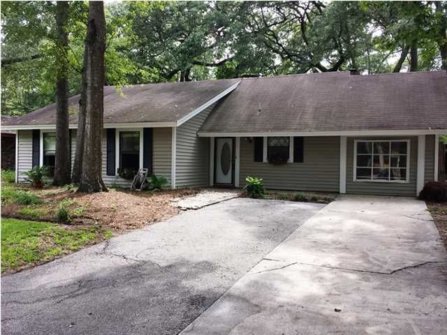 1071 Yorktown Dr, Charleston, SC 29412