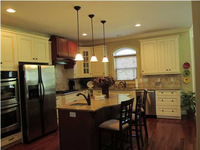 504 Marsh Walk, Summerville, SC 29485